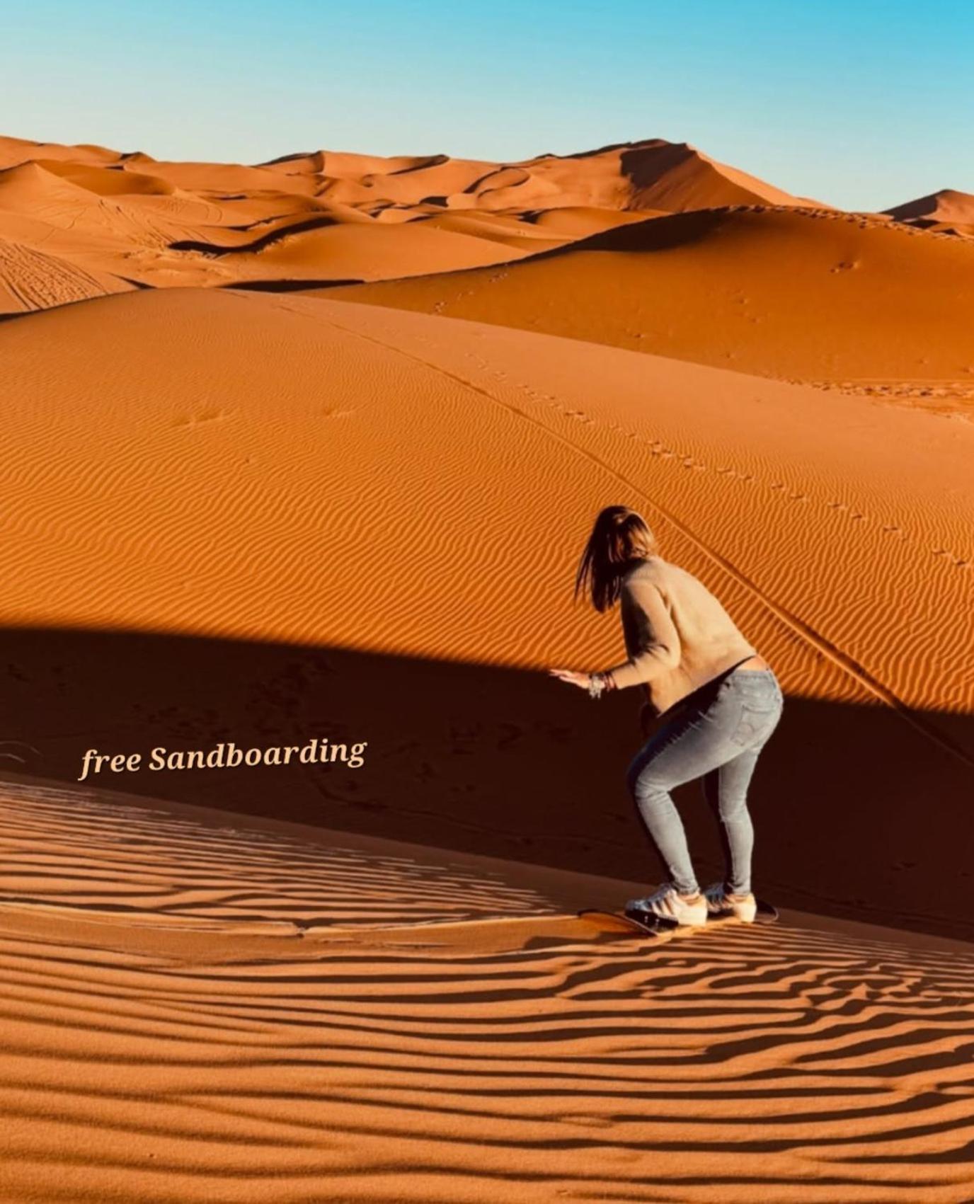 Luxury Sandy Glamping Merzouga Bagian luar foto