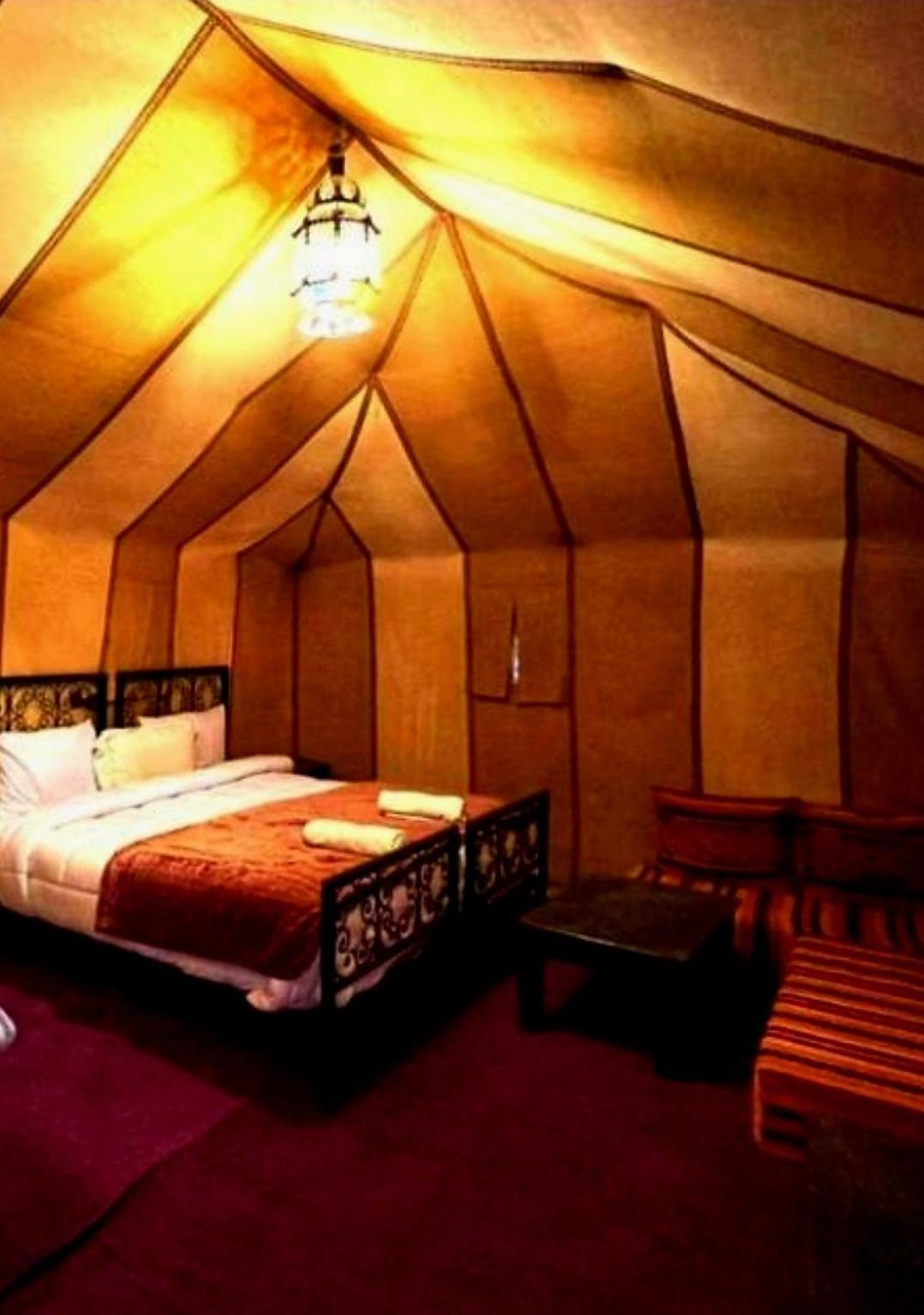 Luxury Sandy Glamping Merzouga Bagian luar foto
