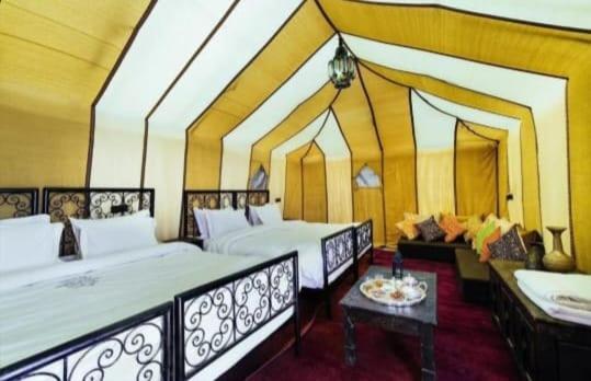 Luxury Sandy Glamping Merzouga Bagian luar foto